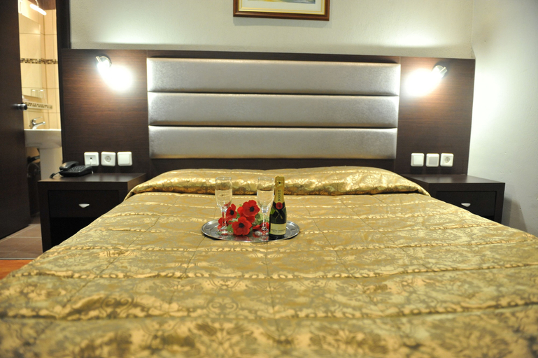 Bedroom 4, Hotel Emporiko, East Macedonia and Thrace
