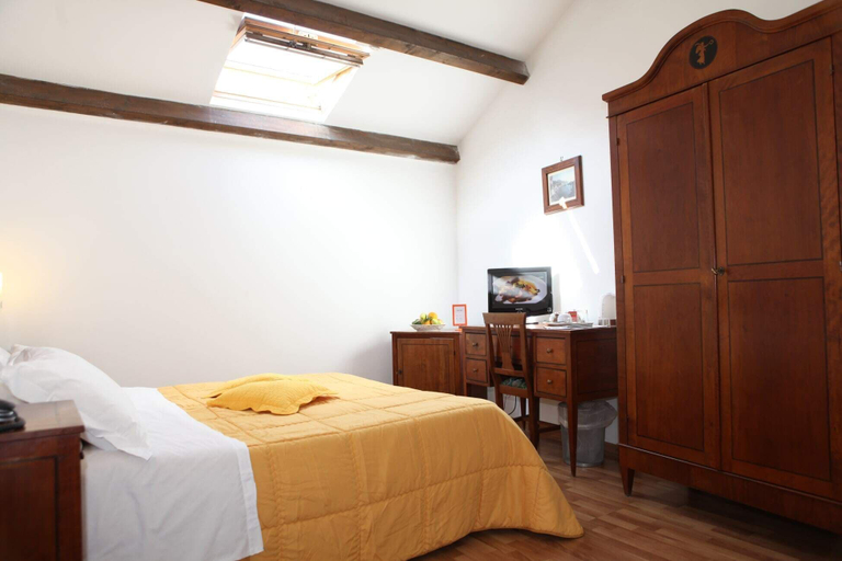 Bedroom 3, La Magnolia Hotel Sorrento, Napoli