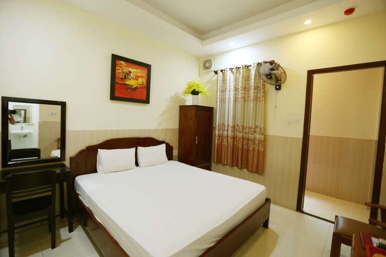 Bedroom 5, Minh Quang Hotel, Da Nang
