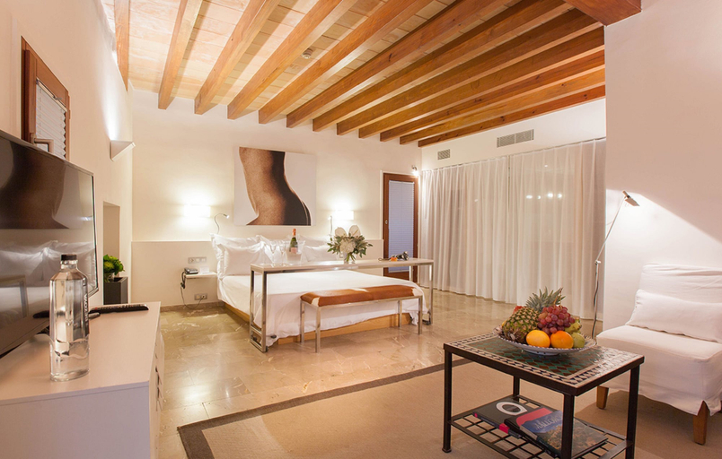 Bedroom 4, Petit Palace Hotel Tres, Baleares