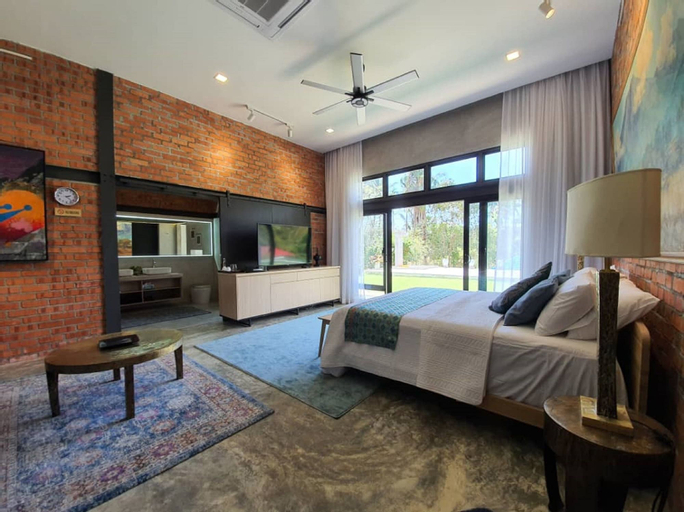 Bedroom 15