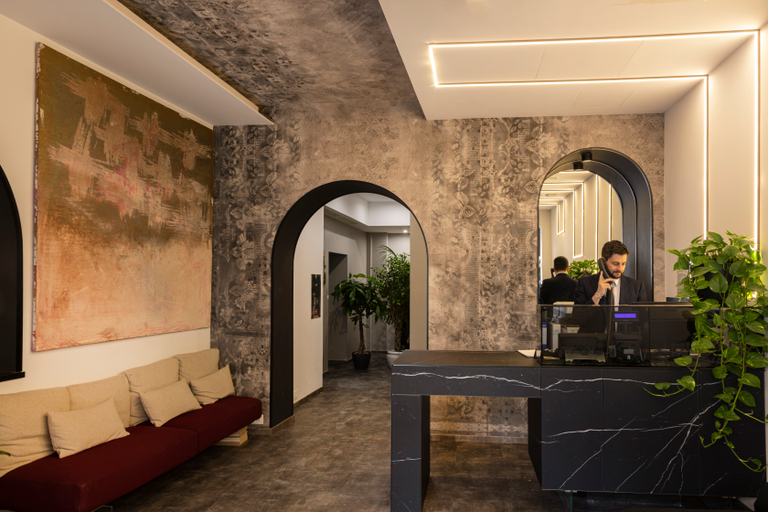 Public Area 3, Regno, Rome