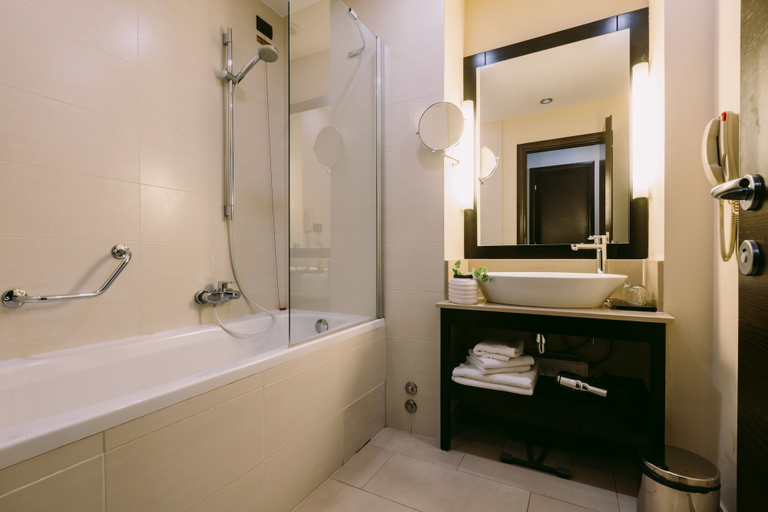 Bathroom 5, Hotel Timisoara, Timisoara