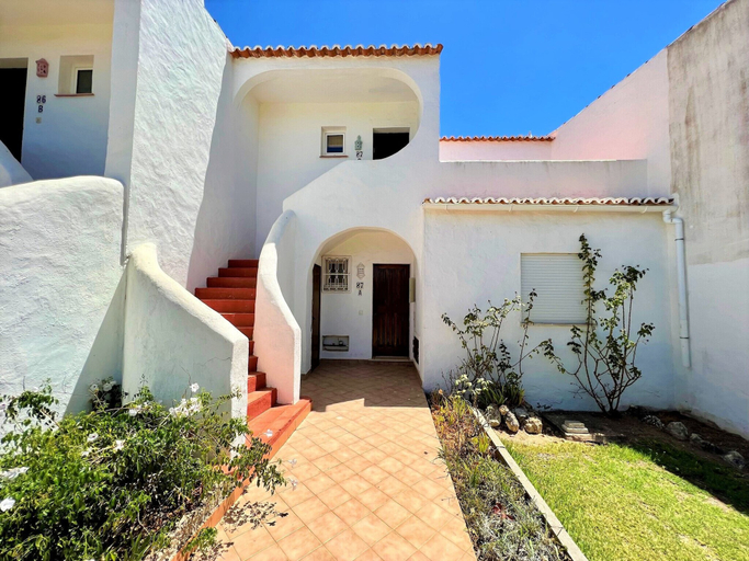 Exterior & Views 2, Armação DE Pêra Twins 1 With Pool, Lagoa