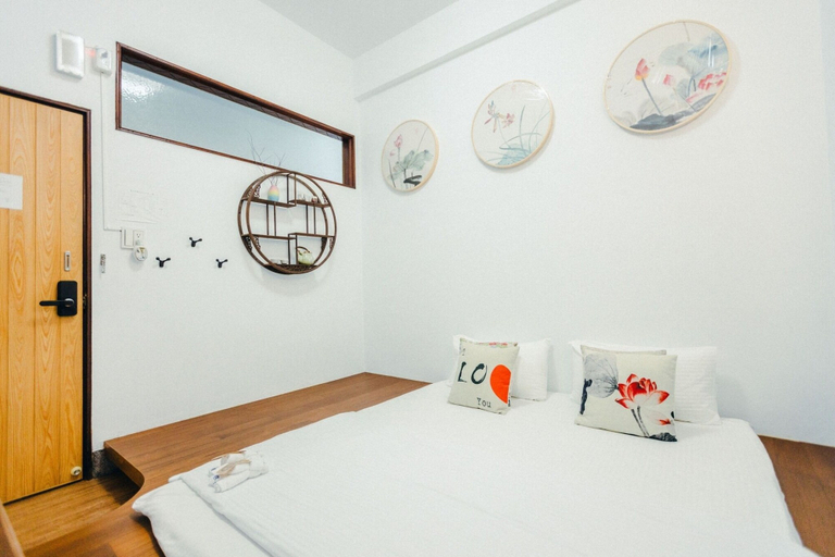 Bedroom 2, Lane Alley, Tainan