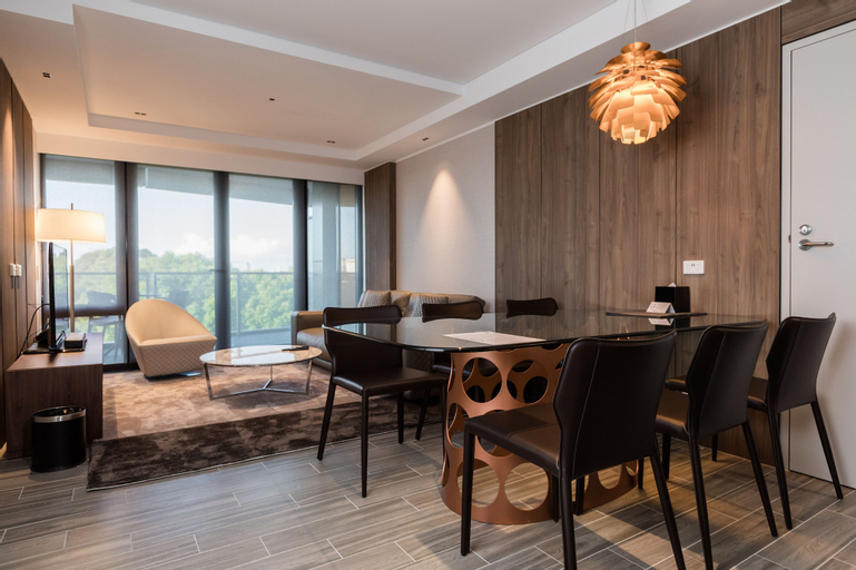 Dining Room 1