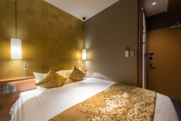 Bedroom 16