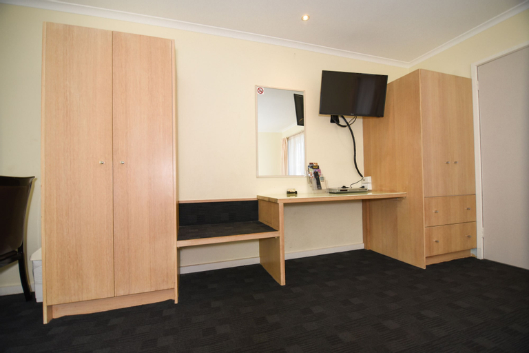 Bedroom 9