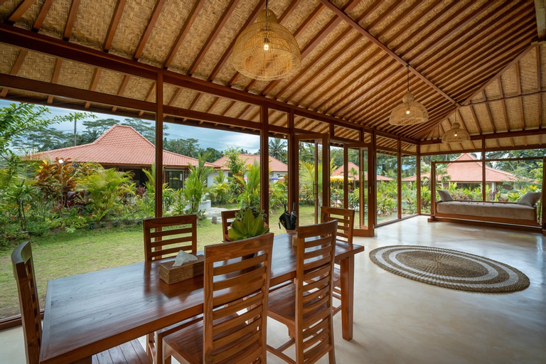 Dining Room 5