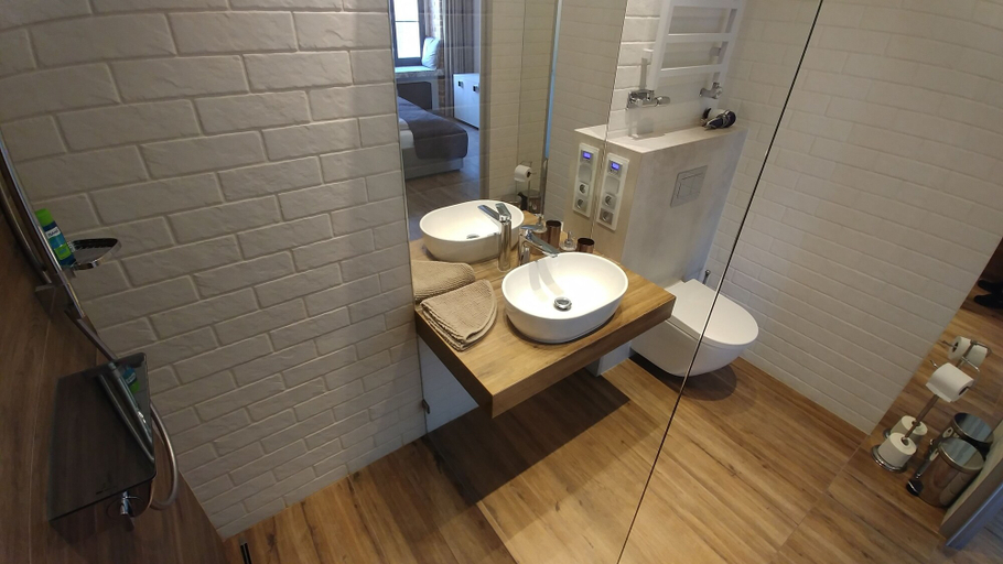 Bathroom 4, 2-3 APARTMENTS Old Town, Środa Śląska