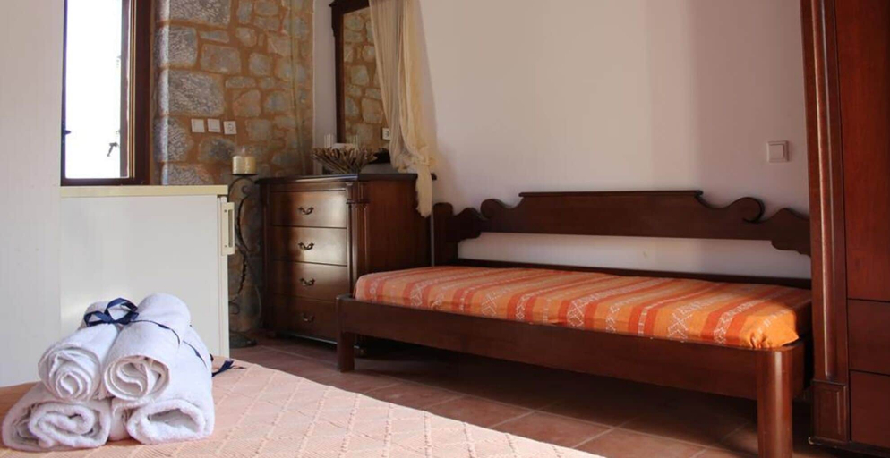 Bedroom 2, Lalloudes Mani Hotel, Peloponnese
