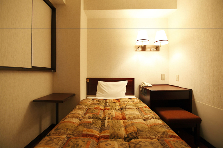 Bedroom 3, Tokyo Inn, Shinagawa