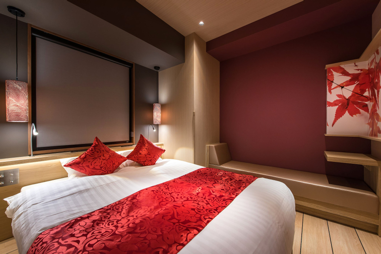 Bedroom 12