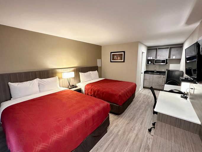 Bedroom 3, Econo Lodge Inn & Suites Pincher Creek AB, Division No. 3