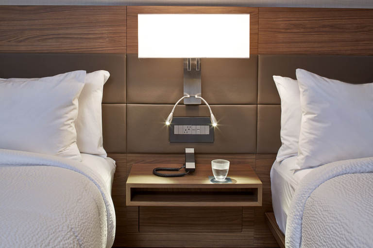 Bedroom 3, AC Hotel by Marriott Atlanta Downtown, Atlanta
