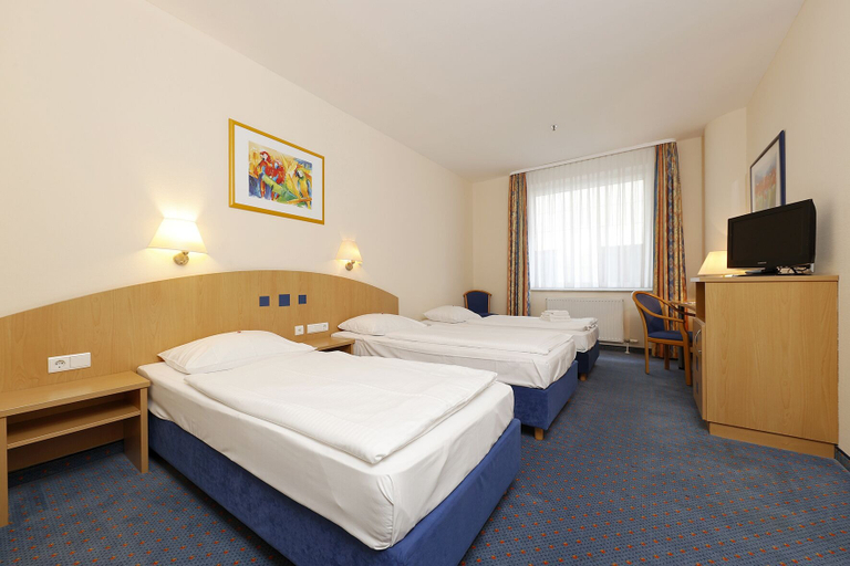 Bedroom 4, YORS Hotel Hannover, Region Hannover