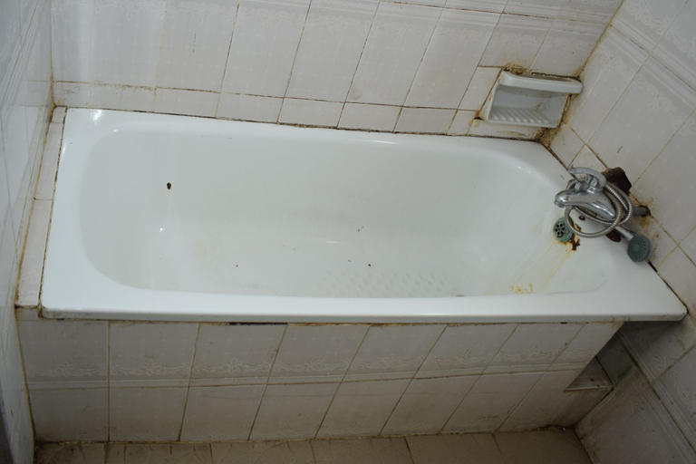 Bathroom 4, Wazobia Plaza Hotel, Ikeja
