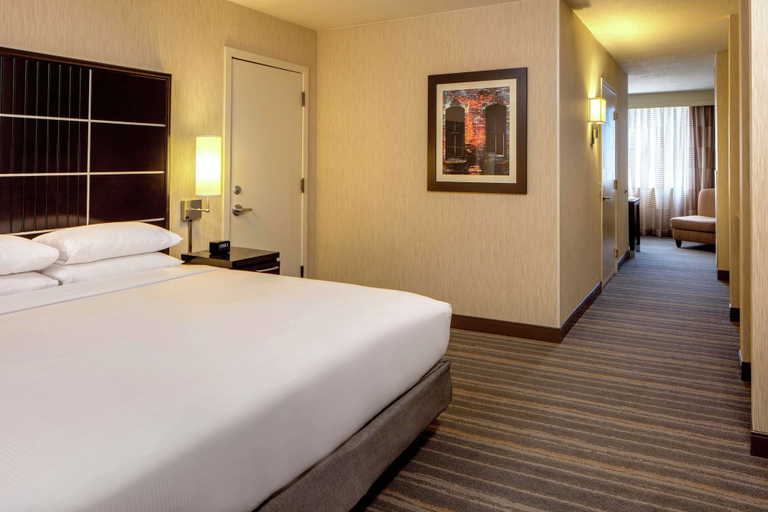 Bedroom 4, DoubleTree Suites by Hilton Minneapolis Downtown, Hennepin