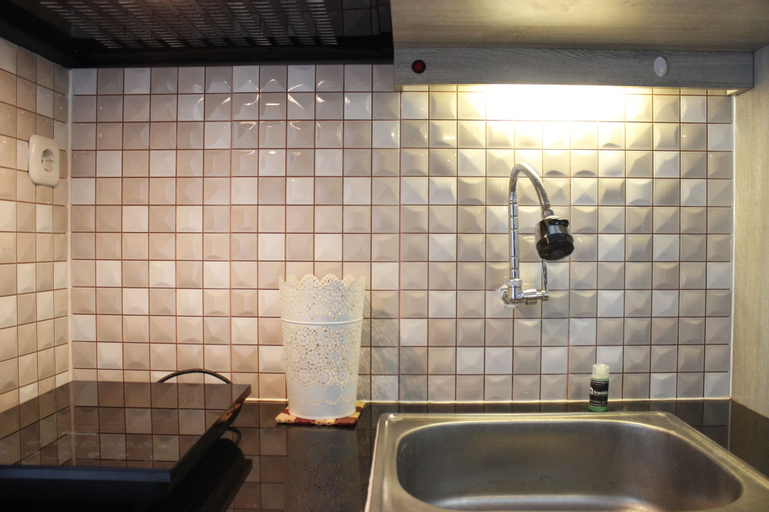 Dining Room 8