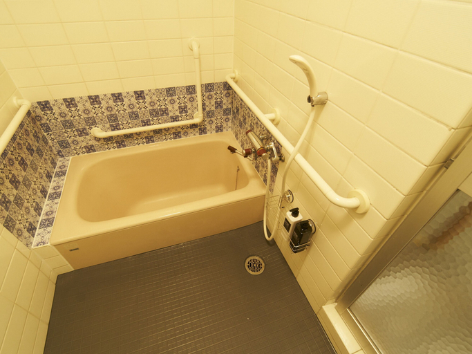 Bathroom 3, Oyado Kinokuniya Naka Machi, Nagasaki