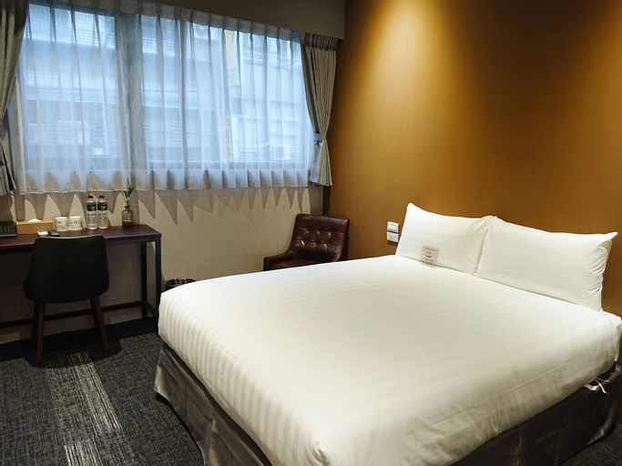 Bedroom 8