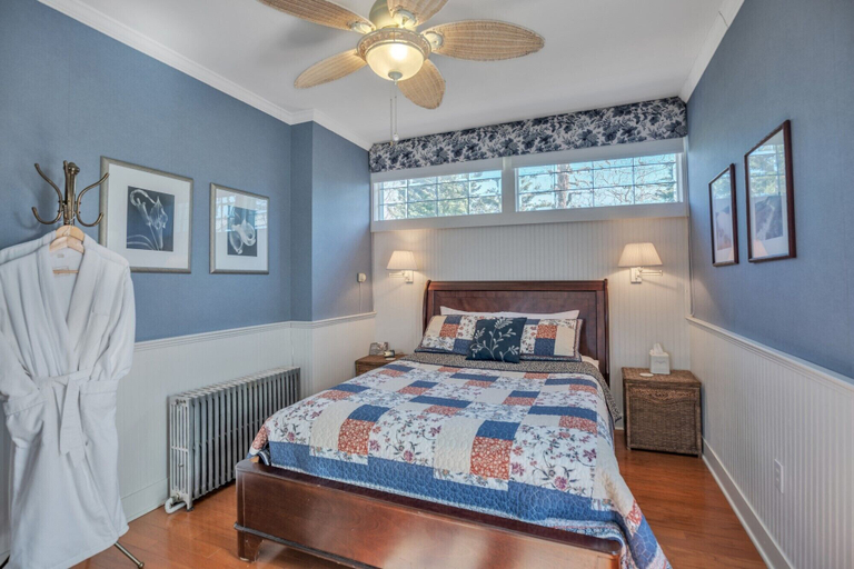 Bedroom 2, Solomons Victorian Inn, Calvert