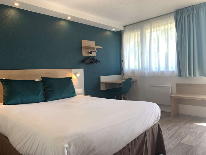 Bedroom 4, Kyriad Chateauroux - Saint Maur, Indre