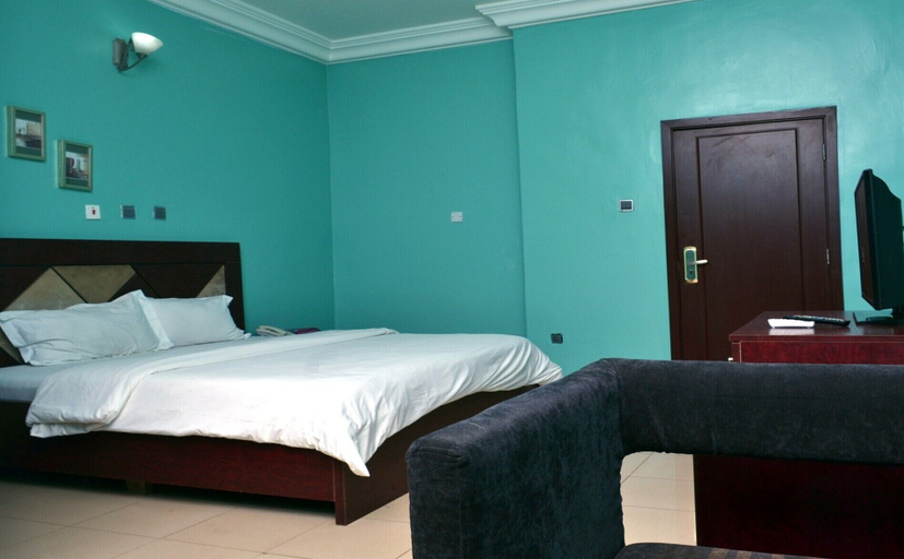 Bedroom 3, Petesville Hotel Calabar, Calabar