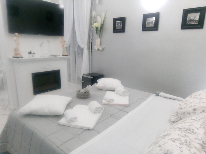 Bedroom 4, Barberini Dream, Rome