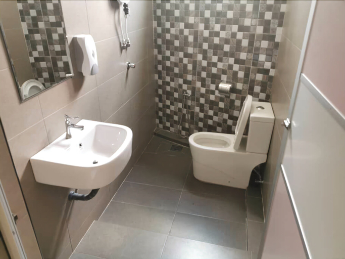 Bathroom 3, Mass Hotel Mentakab, Temerloh