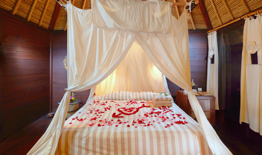 Bedroom 13