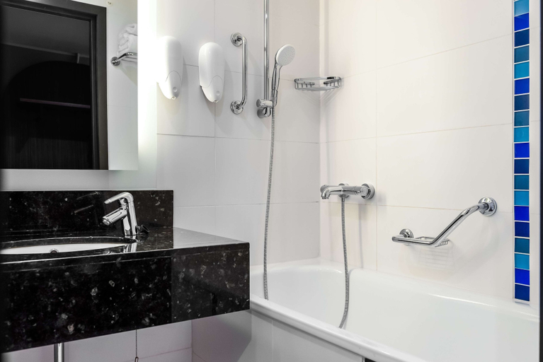 Bathroom 5, Radisson Blu Hotel, Oulu, Northern Ostrobothnia