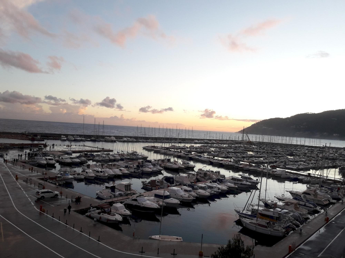 Room 2, Uso di Mare 7 in Marina di Andora, Savona