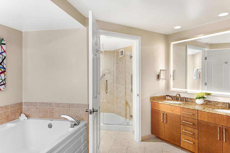 Bathroom 5, Marriott's Villas at Doral, Miami-Dade