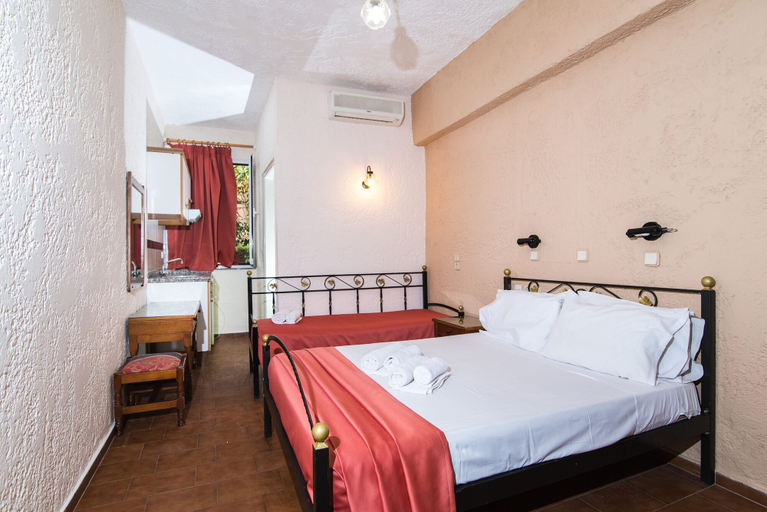 Bedroom 4, Oasis Studios, Crete