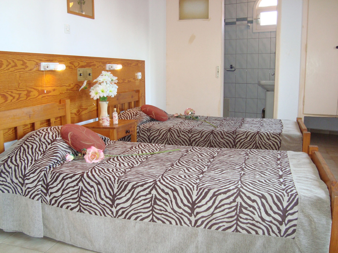 Bedroom 4, Arkadi Apartments by Checkin, Crete