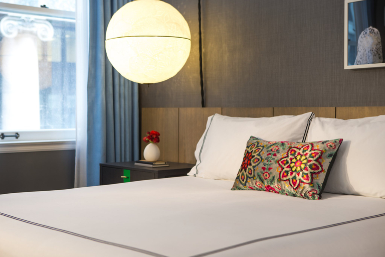 Bedroom 4, Kimpton GRAY HOTEL by IHG, Cook