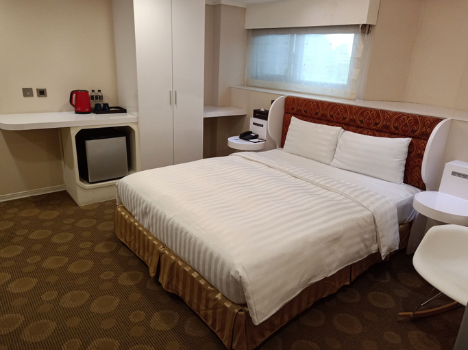 Bedroom 5