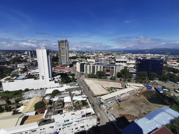 Exterior & Views 50