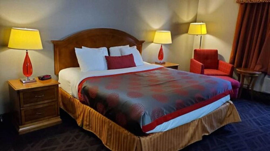 Bedroom 3, Ramada by Wyndham Barstow, San Bernardino