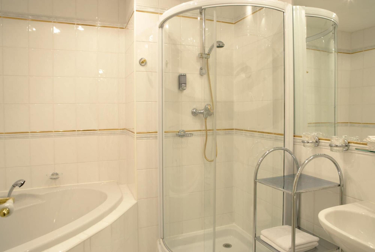 Bathroom 4, Hotel Embassy, Karlovy Vary