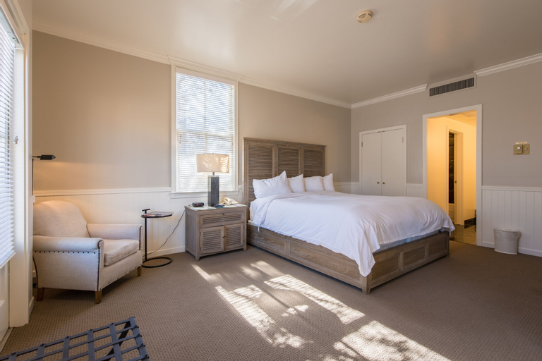 Bedroom 10