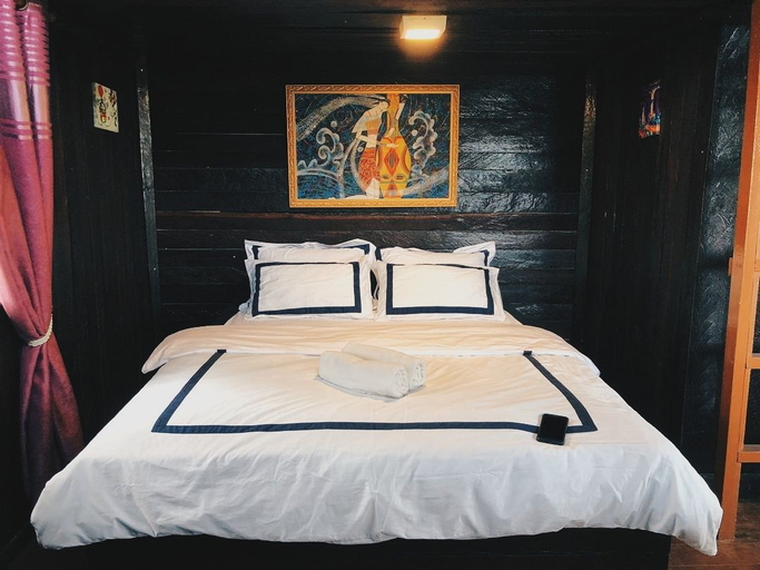Bedroom 2, Tim's Seaside Hideout Resort, Miri