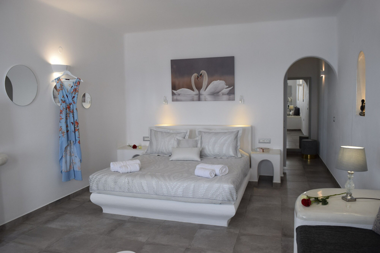 Bedroom 5, Vitsentzos Suites, South Aegean