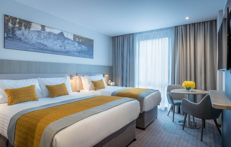 Bedroom 2, Maldron Hotel Belfast City, Belfast