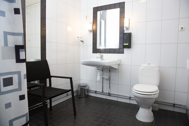Bathroom 3, Veckefjärdens Hotell & Konferens, Örnsköldsvik
