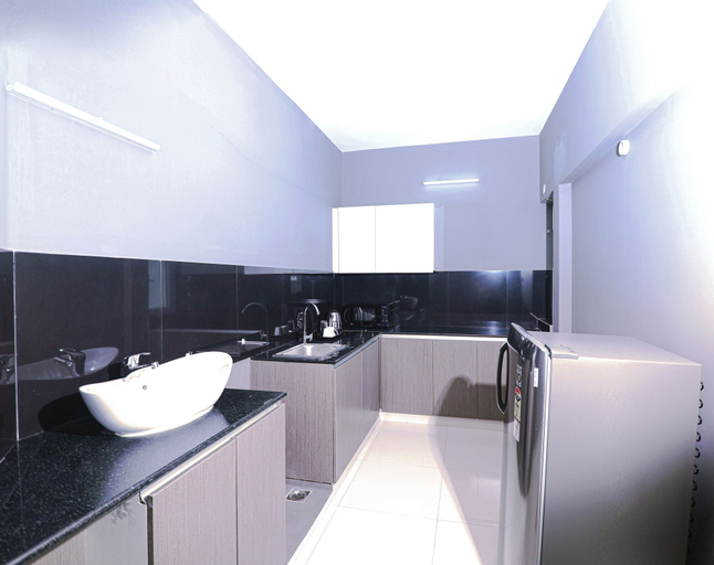 Bathroom, Transit Suites by GrandWest, Ernakulam