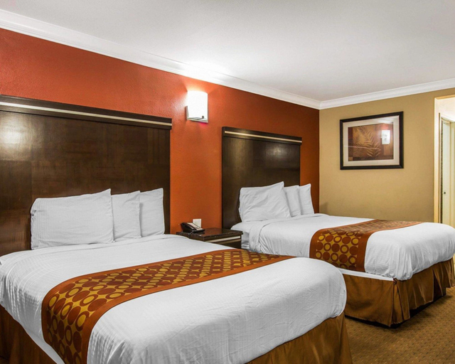 Bedroom 3, Rodeway Inn & Suites Coronado, Riverside