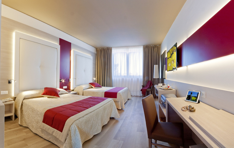 Bedroom 3, Hotel Victoria, Vicenza