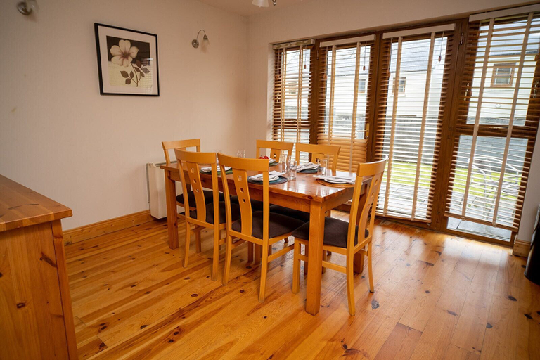 Others 4, Hotel Doolin Houses